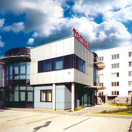 Gosciniec Tombor Katowice Exterior foto